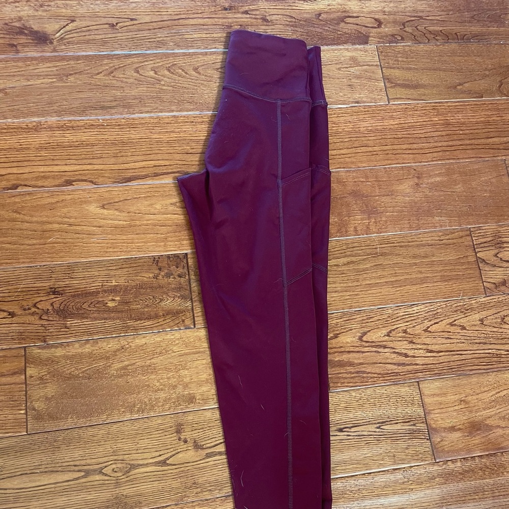 American Eagle Maroon Leggings- M